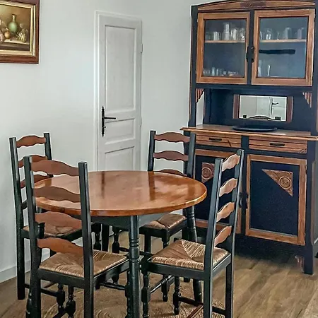 Апартаменты Nice Apartment In Pradelles With Wifi