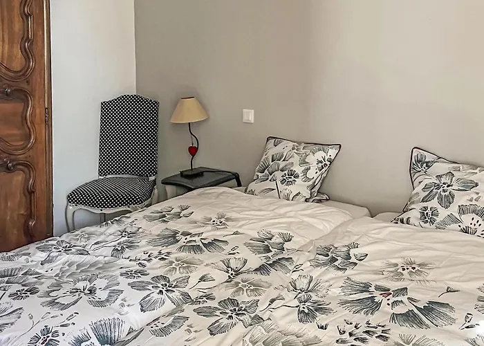 Nice Apartment In Pradelles With Wifi Pradelles